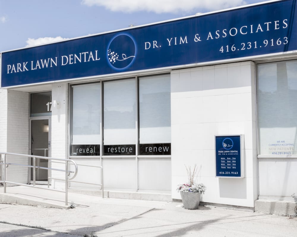 About Park Lawn Dental, Etobicoke Dentist